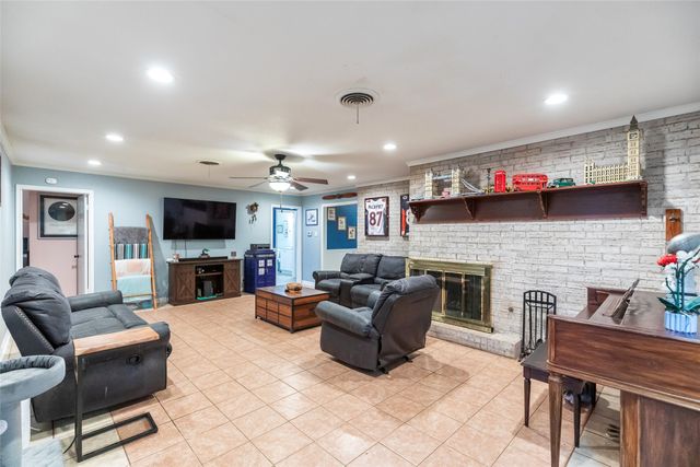 2517 Woodridge Drive, Abilene, TX 79605