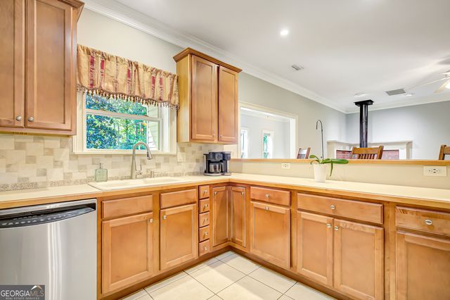 1866 Minix Road, Sharpsburg, GA 30277