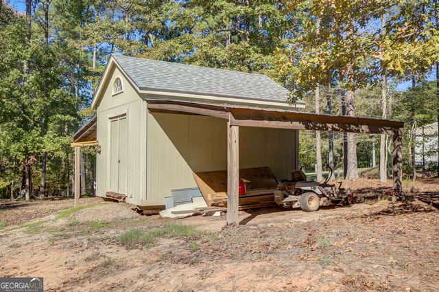 1866 Minix Road, Sharpsburg, GA 30277