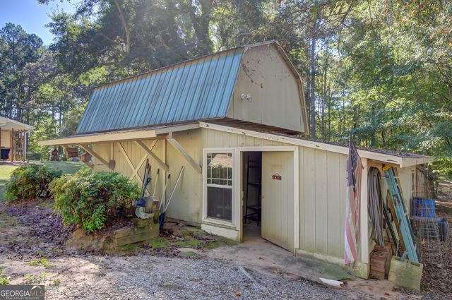 1866 Minix Road, Sharpsburg, GA 30277