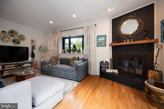 904 N BANCROFT PKWY, Wilmington, DE 19805