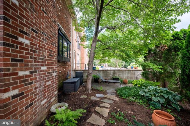 904 N BANCROFT PKWY, Wilmington, DE 19805