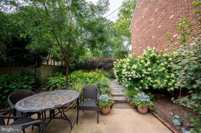 904 N BANCROFT PKWY, Wilmington, DE 19805