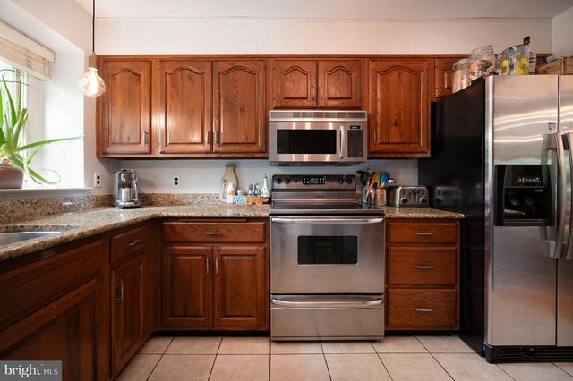 904 N BANCROFT PKWY, Wilmington, DE 19805