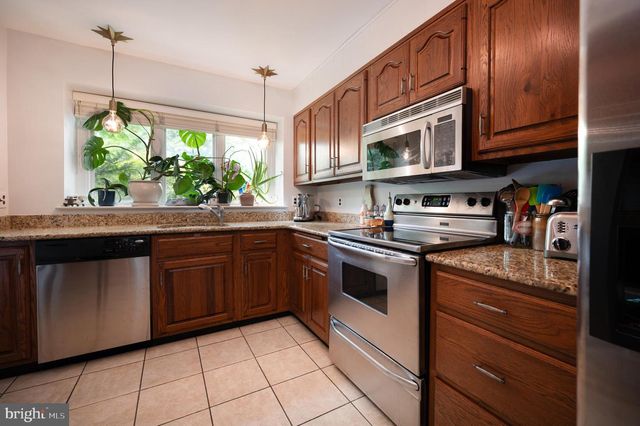 904 N BANCROFT PKWY, Wilmington, DE 19805