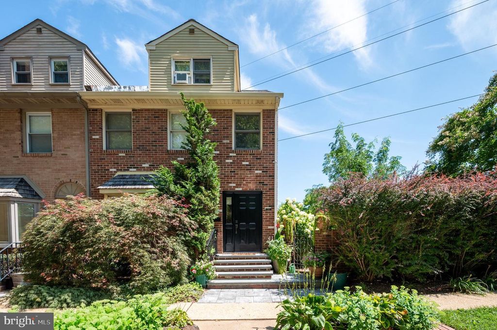 904 N BANCROFT PKWY, Wilmington, DE 19805
