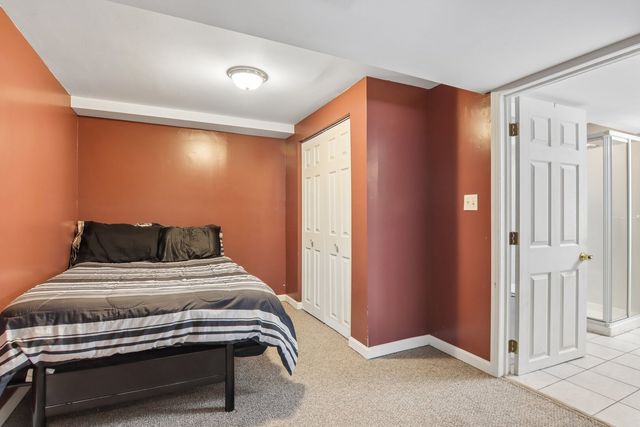 8525 S Keeler Avenue, Chicago, IL 60652