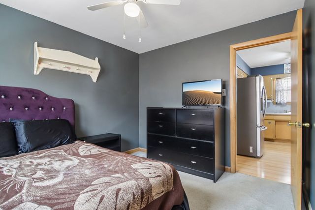 8525 S Keeler Avenue, Chicago, IL 60652