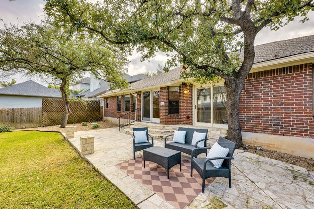 7102 Anaqua DR, Austin, TX 78750
