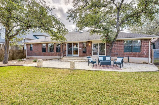 7102 Anaqua DR, Austin, TX 78750