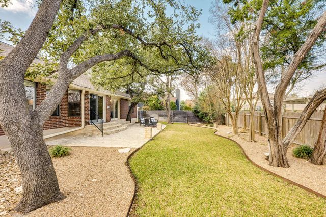 7102 Anaqua DR, Austin, TX 78750