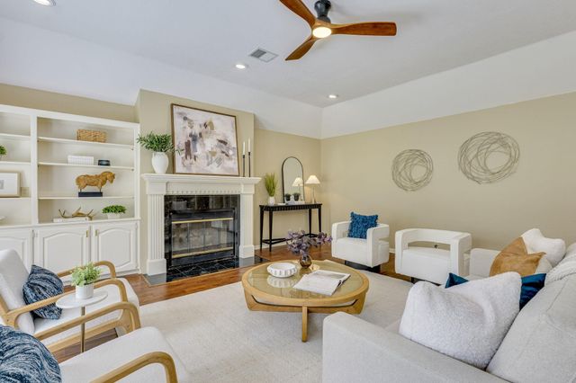 7102 Anaqua DR, Austin, TX 78750