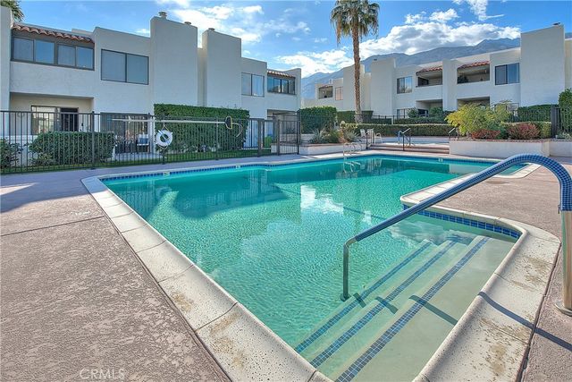 413 Rio Vista DR, Palm Springs, CA 92262