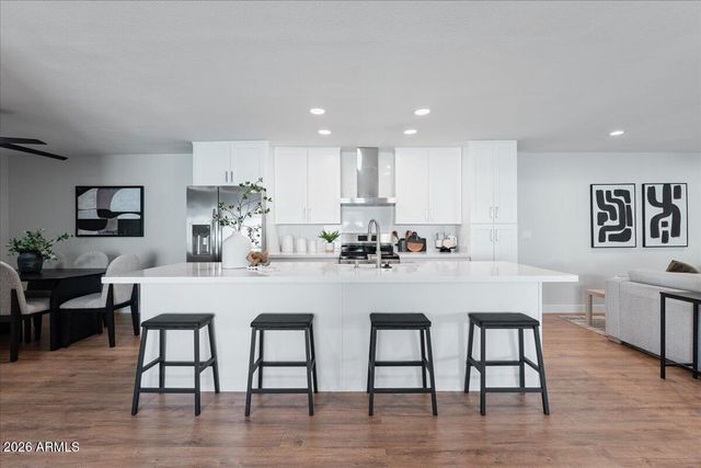 4813 E KOSO Court, Phoenix, AZ 85044