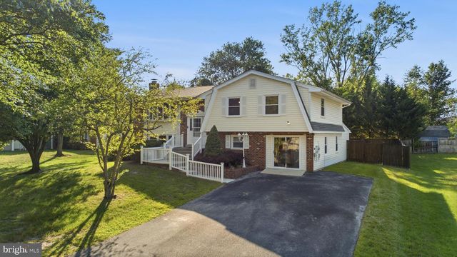 6320 JOSEPHINE RD, Waldorf, MD 20601