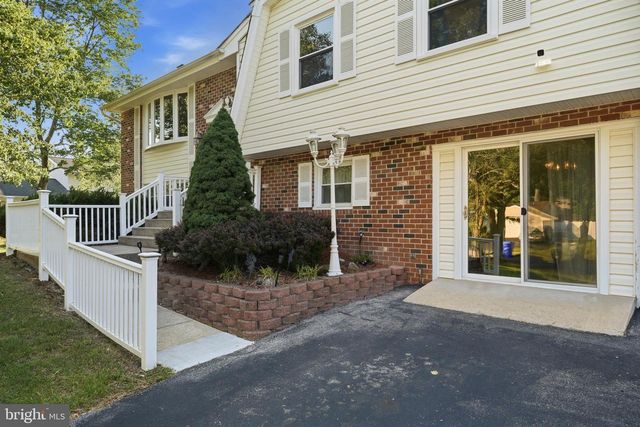 6320 JOSEPHINE RD, Waldorf, MD 20601