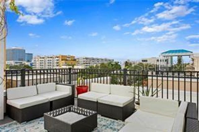 145 4TH AVENUE N 401, St Petersburg, FL 33701