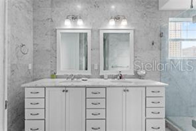 145 4TH AVENUE N 401, St Petersburg, FL 33701