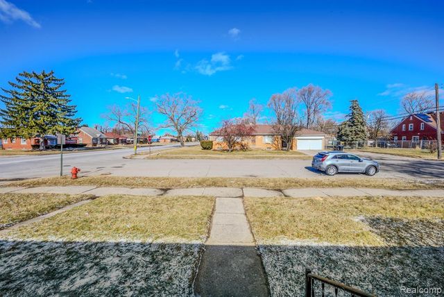 11700 Engleside Street, Detroit, MI 48205