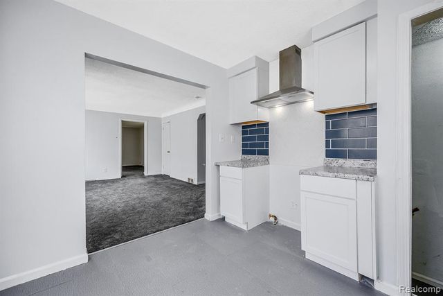 11700 Engleside Street, Detroit, MI 48205