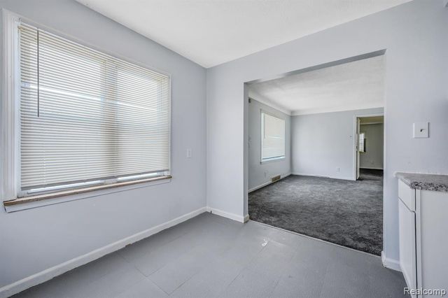 11700 Engleside Street, Detroit, MI 48205