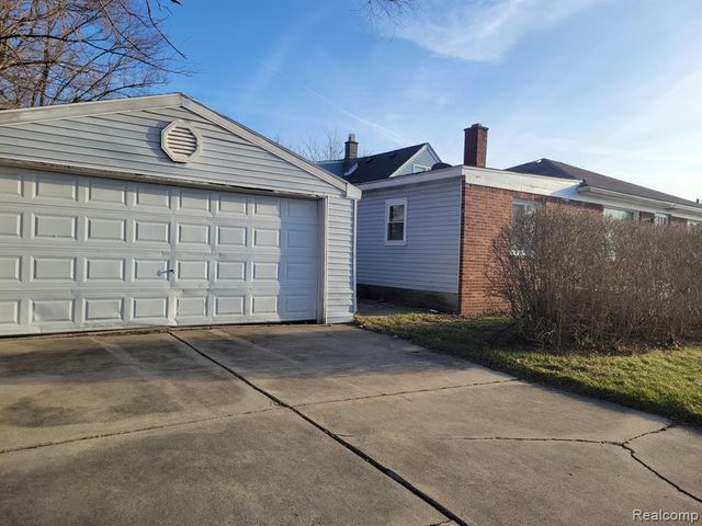 11700 Engleside Street, Detroit, MI 48205