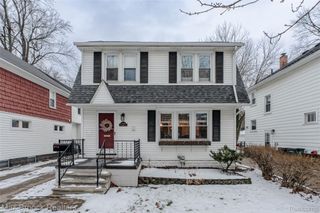 1100 N Altadena Avenue, Royal Oak, MI 48067