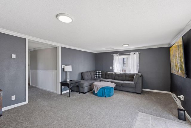 538 Jackson Avenue NW, Elk River, MN 55330