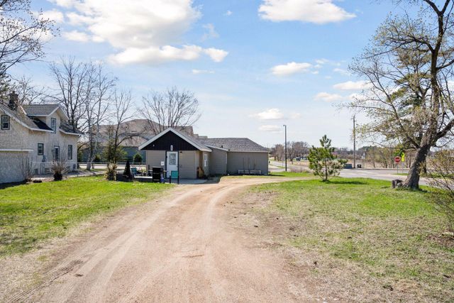 538 Jackson Avenue NW, Elk River, MN 55330