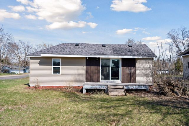 538 Jackson Avenue NW, Elk River, MN 55330