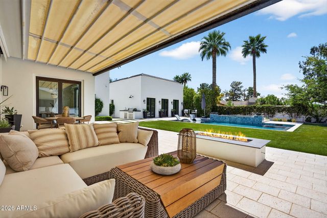 5617 E MONTECITO Avenue, Phoenix, AZ 85018