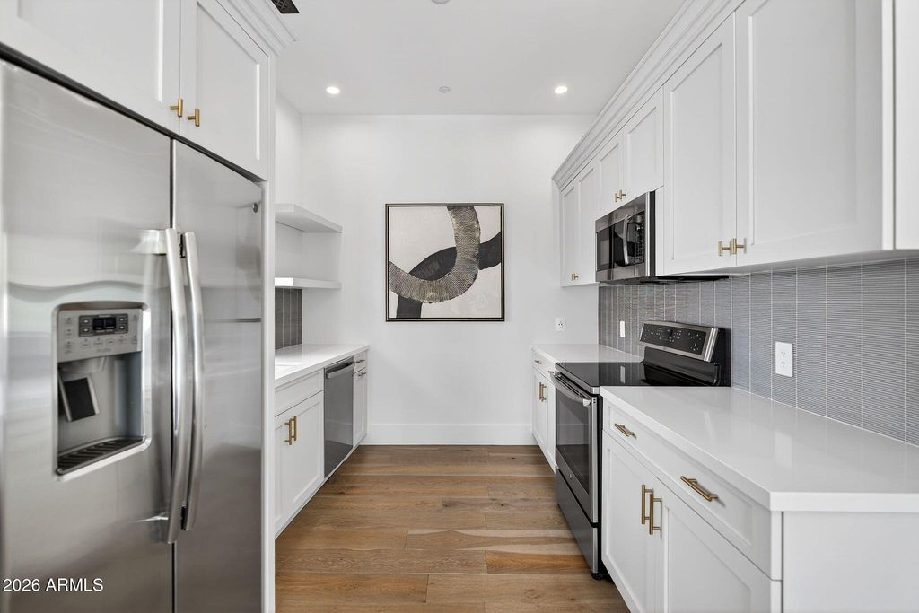 Image 58 of property listing at 5617 E MONTECITO Avenue, Phoenix, AZ 85018