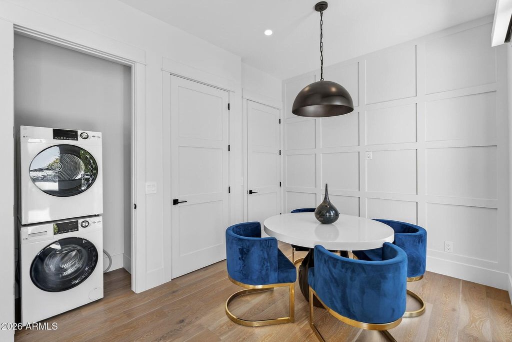 Image 59 of property listing at 5617 E MONTECITO Avenue, Phoenix, AZ 85018