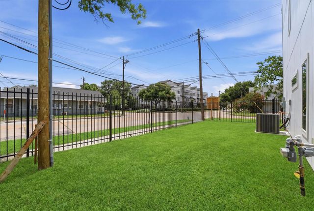 4319 Crawford Street, Houston, TX 77004