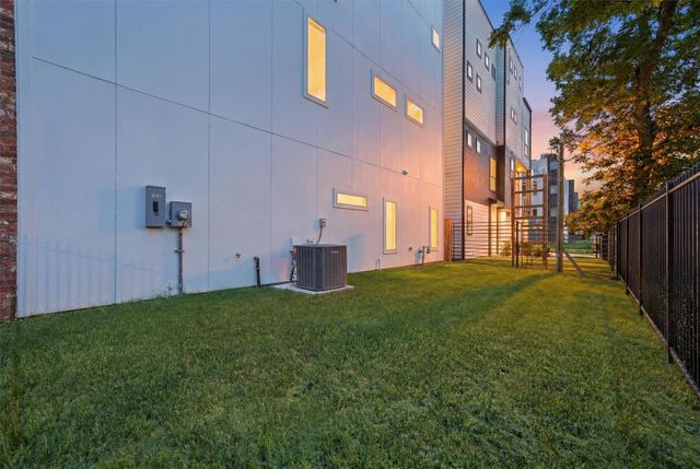 4319 Crawford Street, Houston, TX 77004