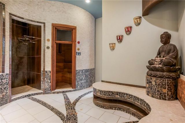 3423 W 138th Street, Leawood, KS 66224