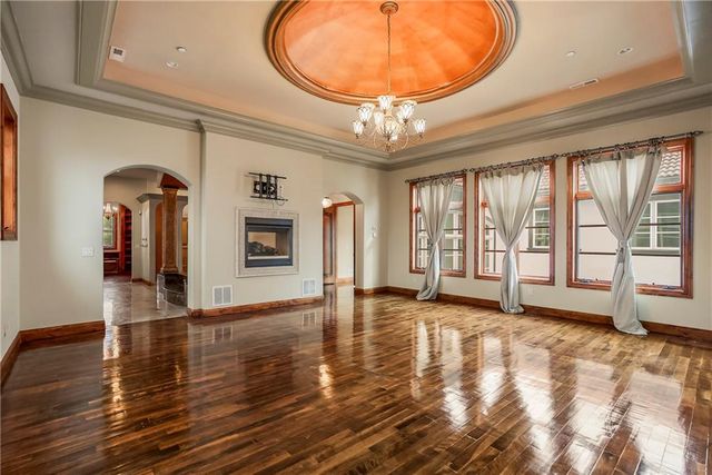 3423 W 138th Street, Leawood, KS 66224