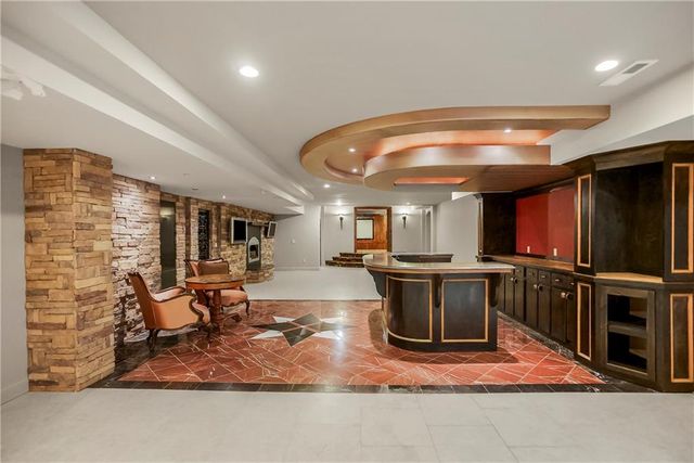 3423 W 138th Street, Leawood, KS 66224