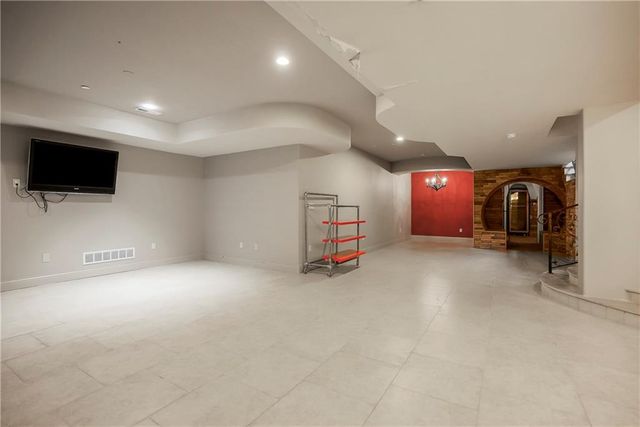 3423 W 138th Street, Leawood, KS 66224