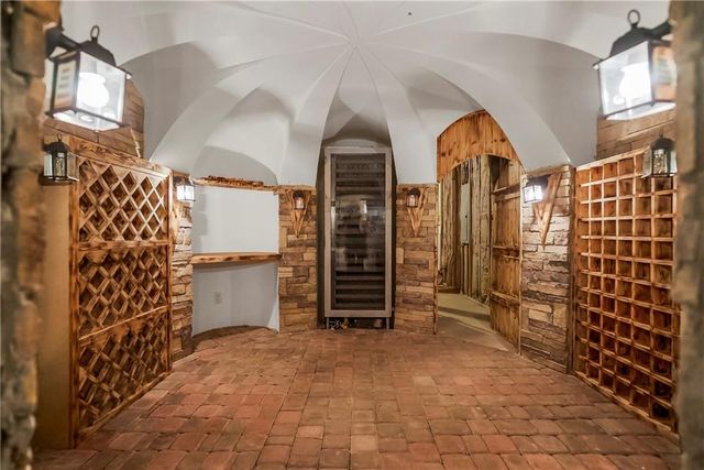 3423 W 138th Street, Leawood, KS 66224