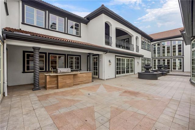 3423 W 138th Street, Leawood, KS 66224