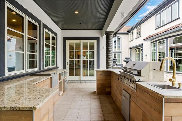 3423 W 138th Street, Leawood, KS 66224