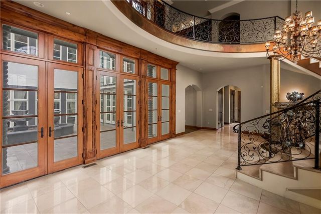 3423 W 138th Street, Leawood, KS 66224