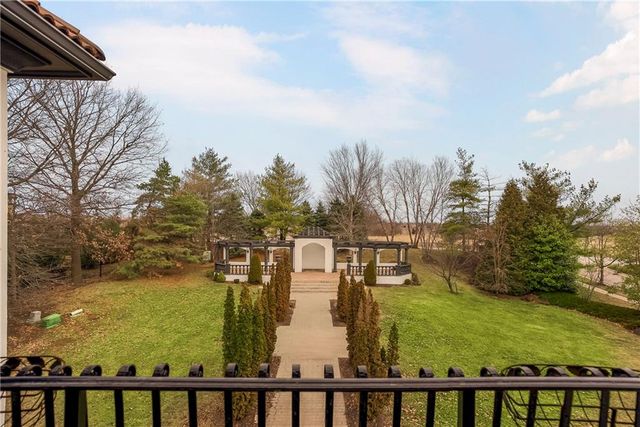 3423 W 138th Street, Leawood, KS 66224