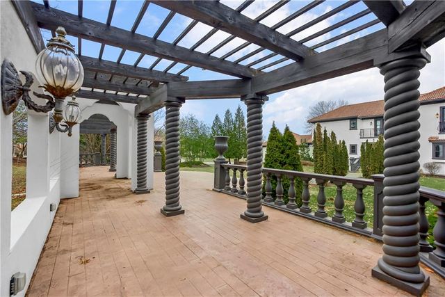 3423 W 138th Street, Leawood, KS 66224