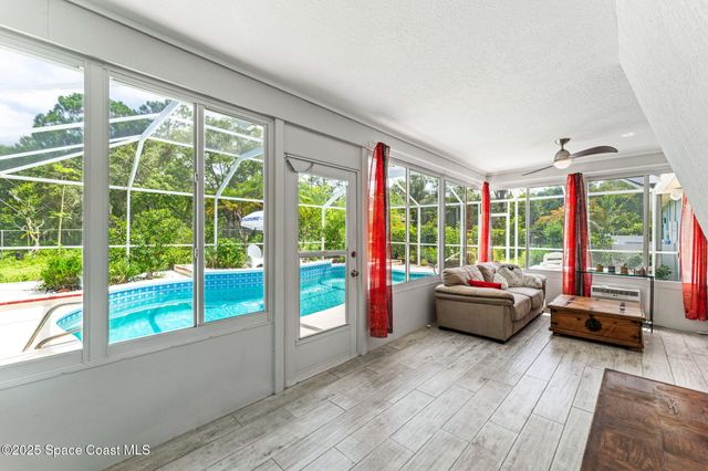 3565 Johns Road, Mims, FL 32754