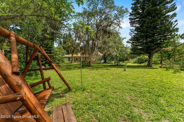 3565 Johns Road, Mims, FL 32754