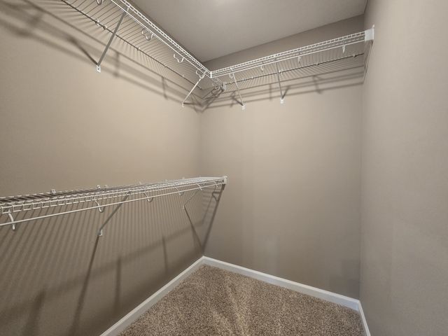 1176 Cottonwood Dr, Clarksville, TN 37040