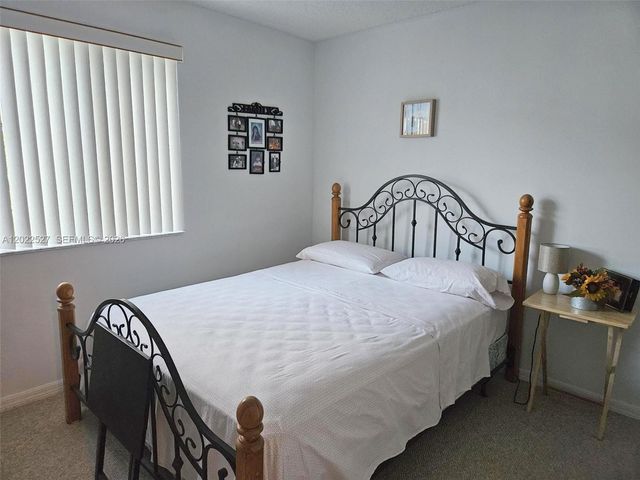 870 NE 212th Terrace 2, Miami, FL 33179