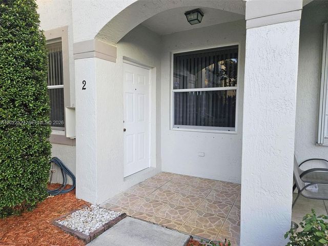 870 NE 212th Terrace 2, Miami, FL 33179